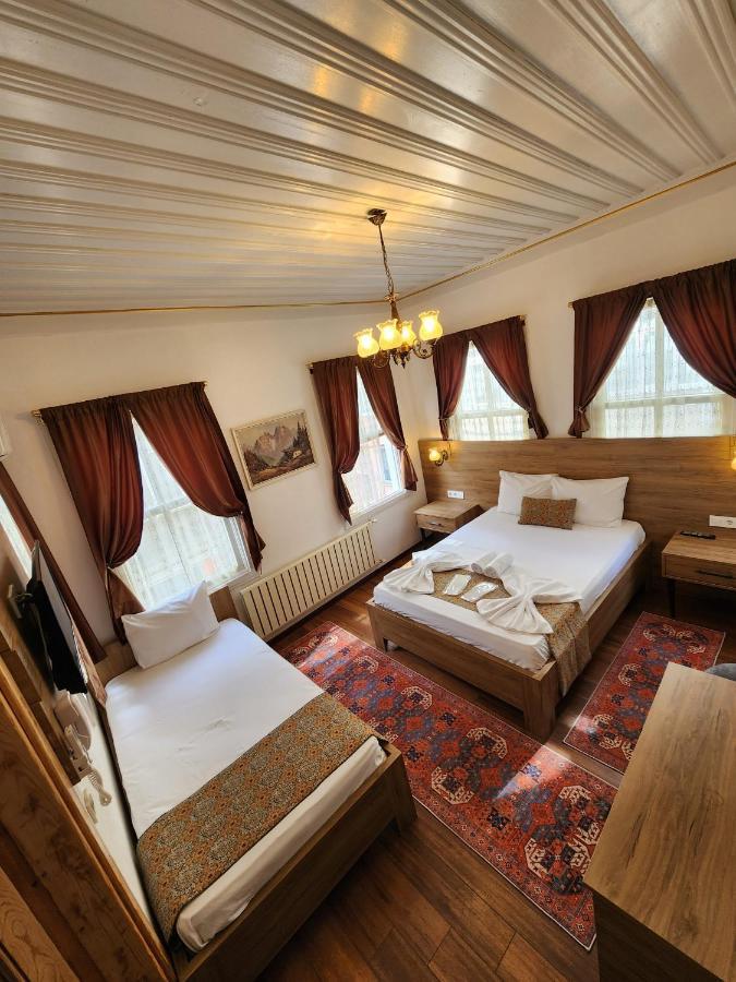 Otel Kadikoey White House