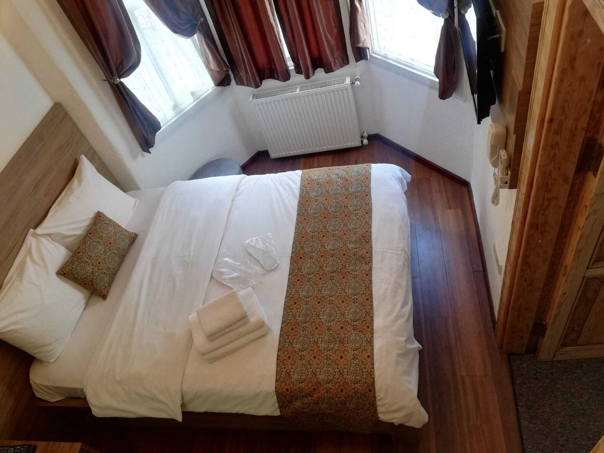 Kadikoey White House Otel