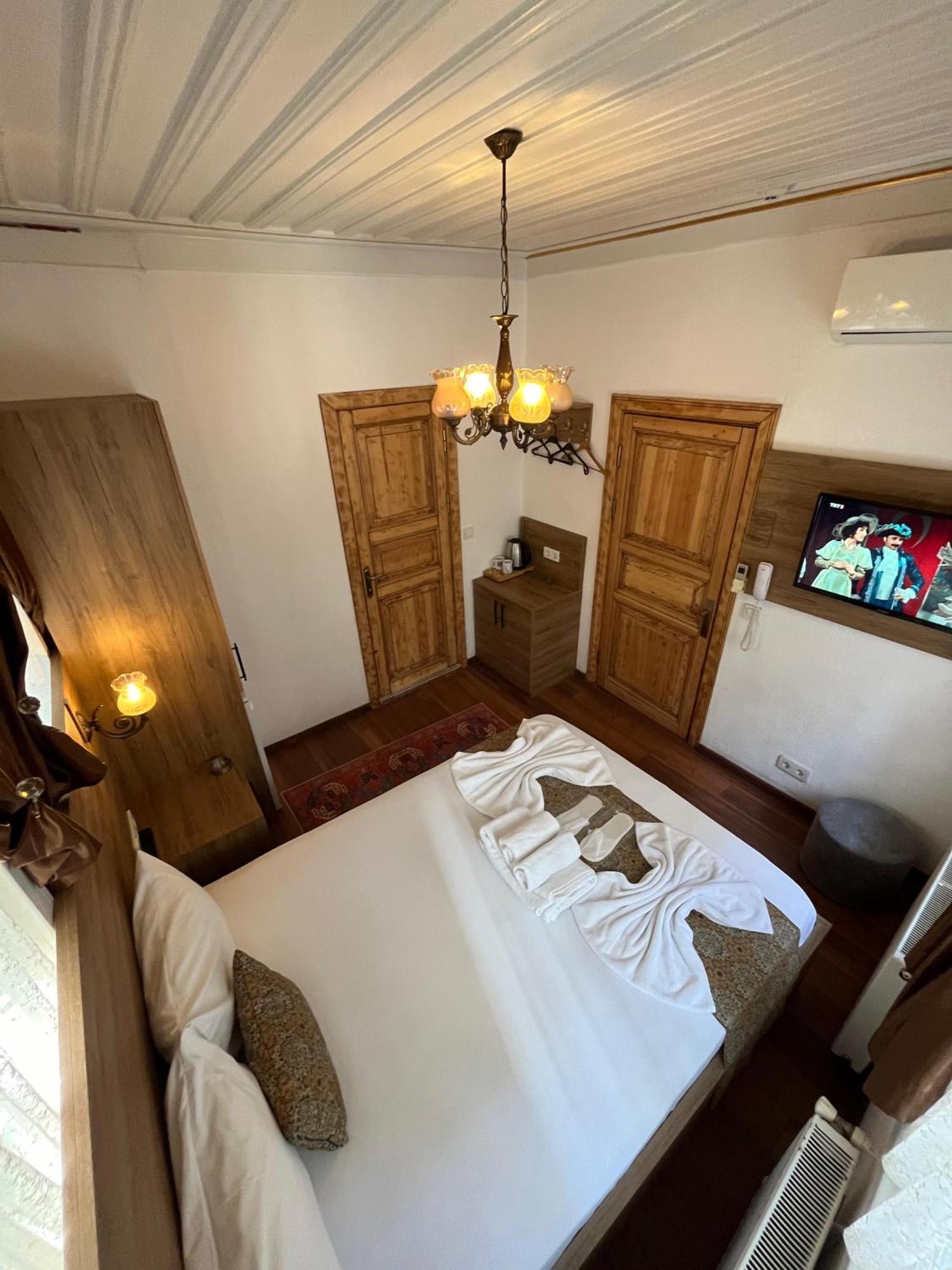 Kadikoey White House Otel